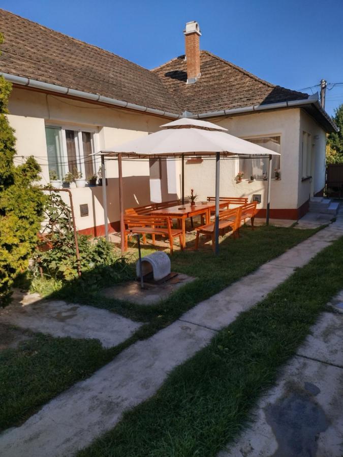 Toth Maganszallas Hajduszoboszlo Apartment Exterior foto